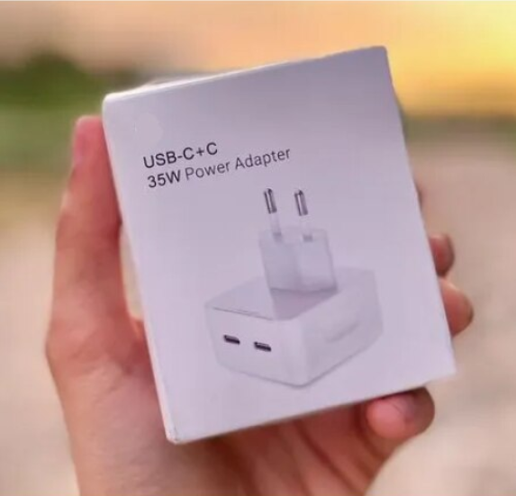 Adaptor de priză Tusy Store, 35 W, 2 porturi USB-C, alimentare 220 V, alb