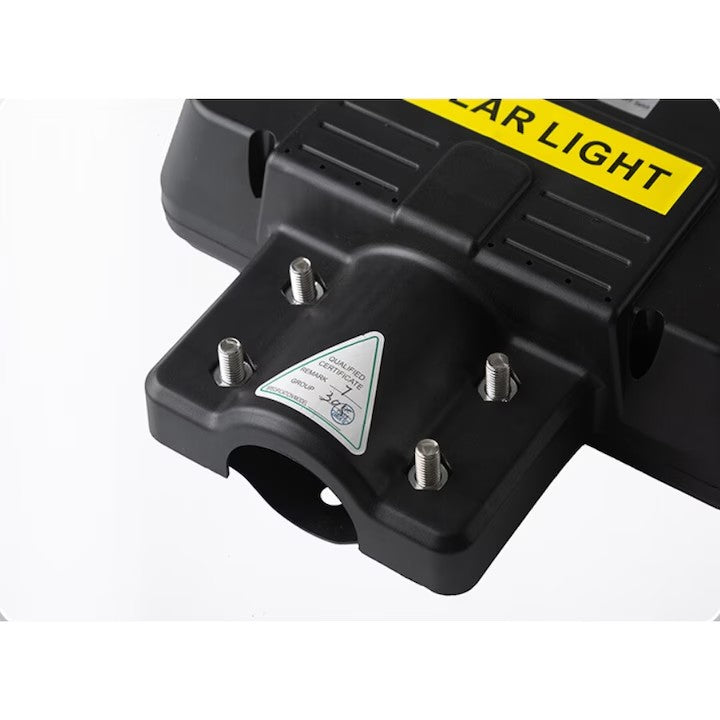 Lampă solară stradală LED AT Performance, 700 W, 1900 lm, 800 LED, telecomandă, IP65