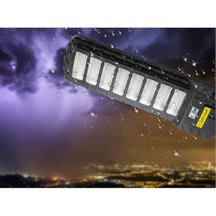 Lampă solară stradală LED AT Performance, 800 W, 1900 lm, telecomandă, autonomie 14 h, IP65