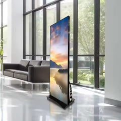 Totem LED Digital de Interior AT PERFORMANCE® – Display P2.5, 2050mm, 768×256, 1200cd, IP45, Wi-Fi/USB/HD