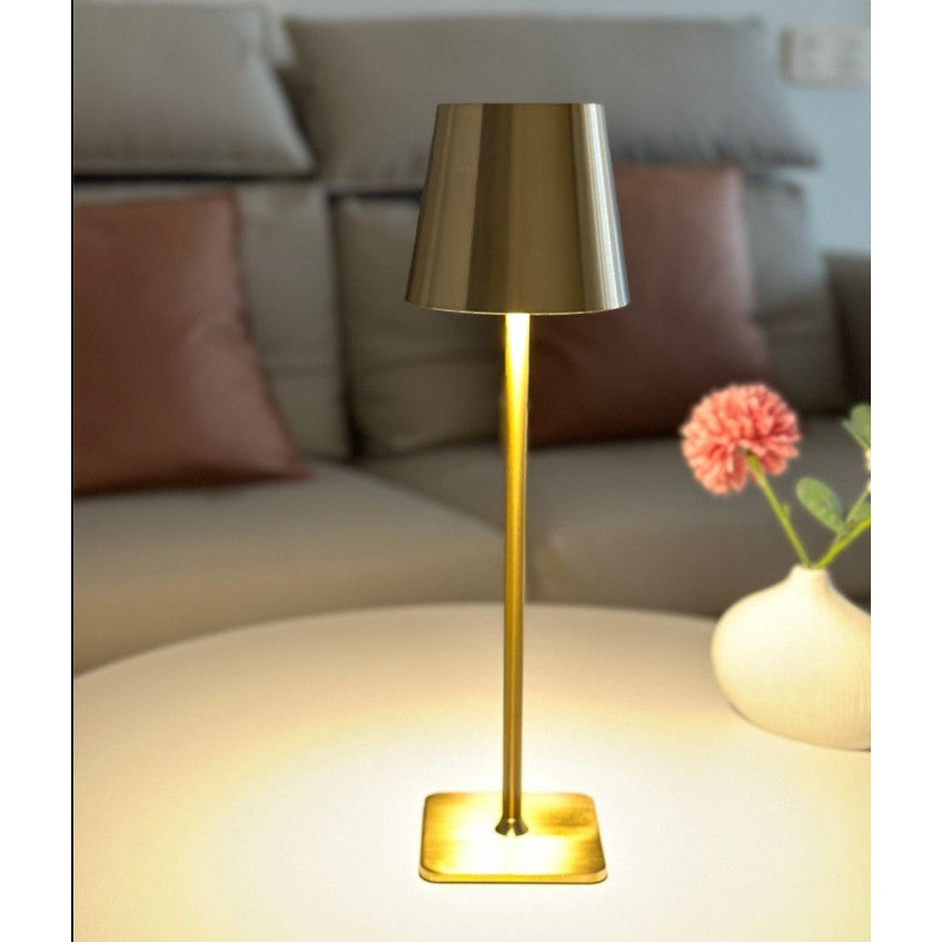 Lampă de masă LED AT Performance, reîncărcabilă, 38 x 10 cm, 3 temperaturi de culoare, auriu